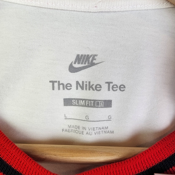 Nike Crop Top Long Sleeve White Shirt Women's L NWT MSRP $45 - Picture 3 of 10